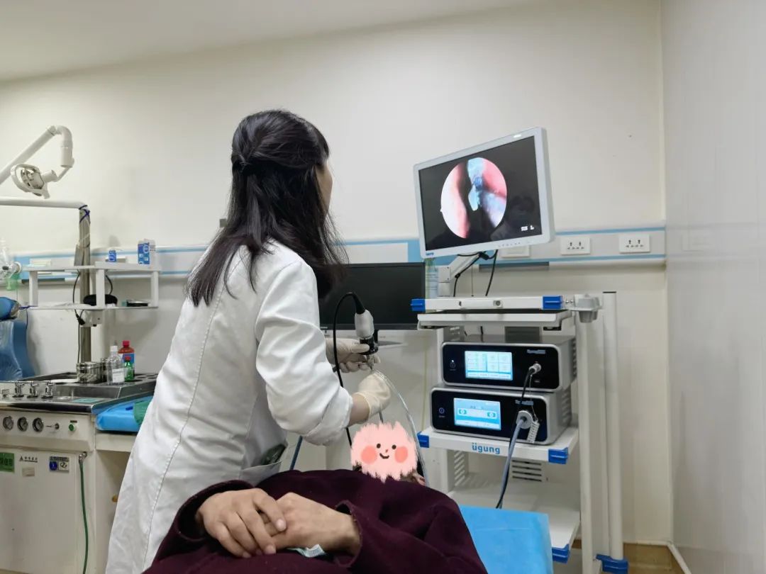 急！男子打籃球撞歪鼻子導致鼻部畸